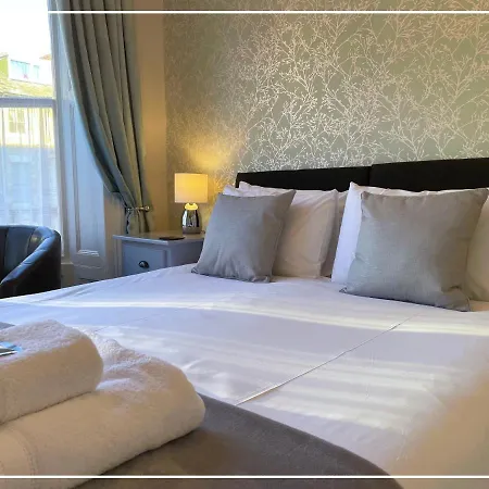 Smugglers Rest Pensionat 3*